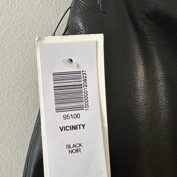 BNWT Aritzia Wilfred Vicinity Skirt - Picture 2 of 4